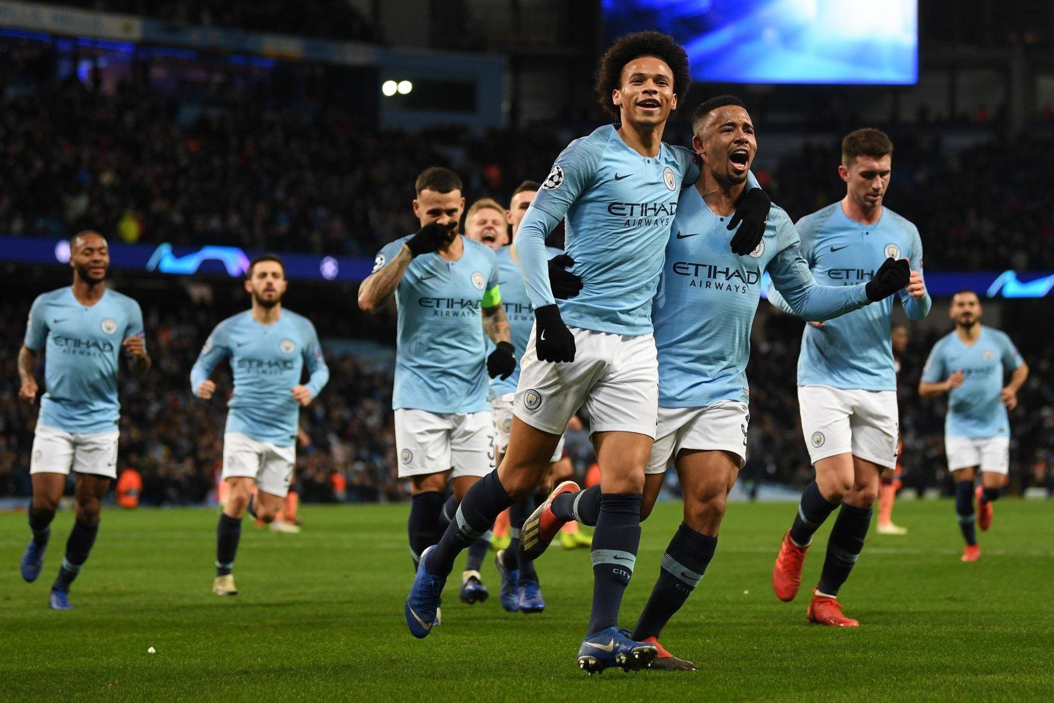 赛场上发光 赛场上发光