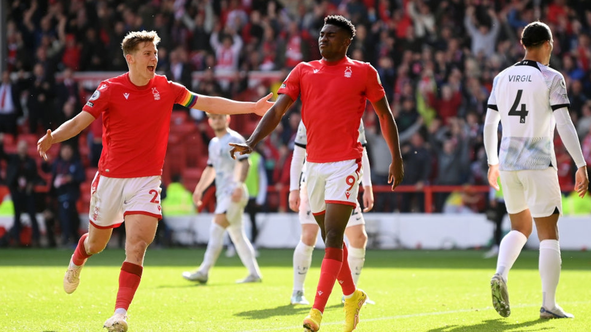 也在大力支 也在大力支